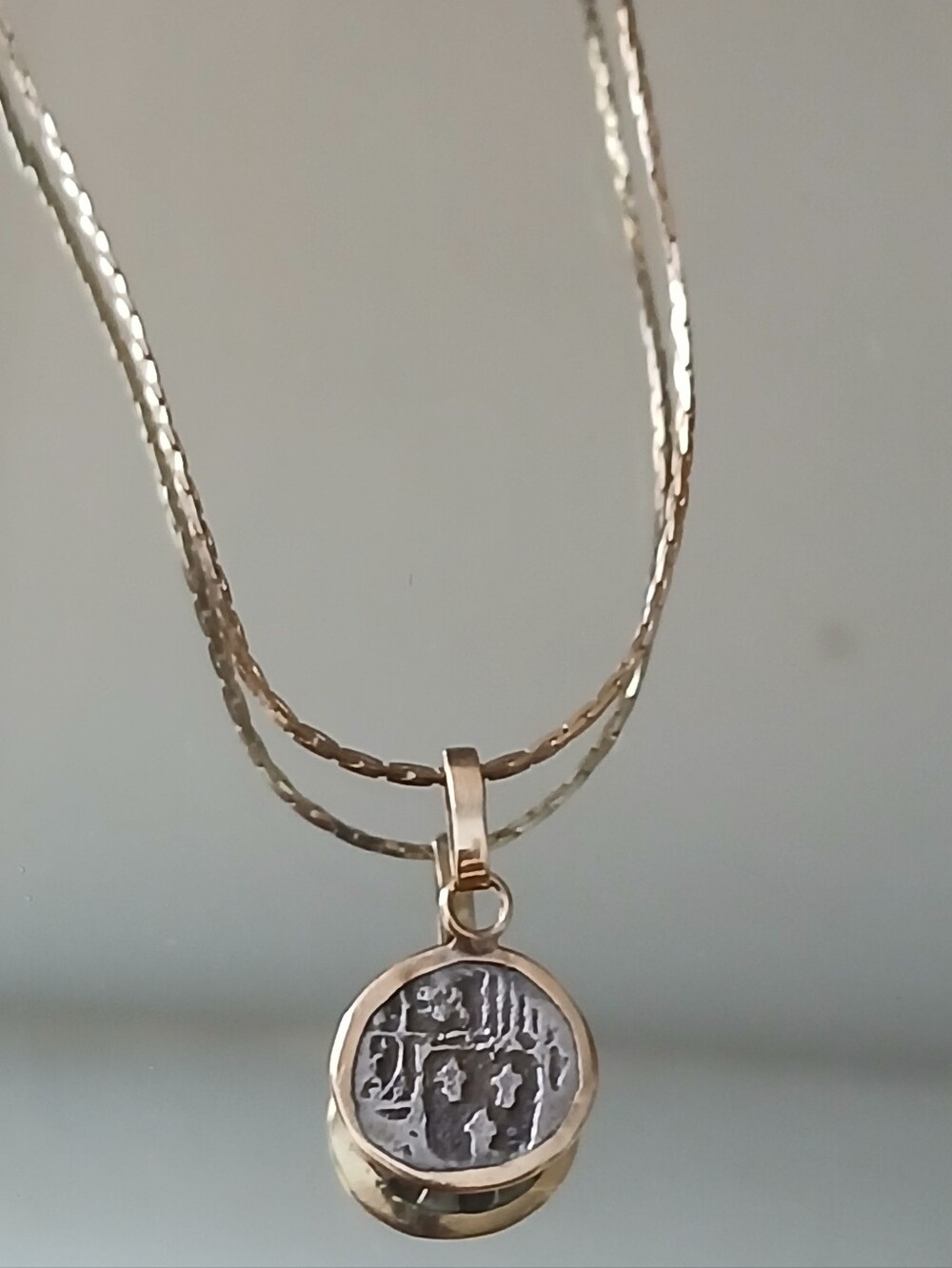 ✨ Stunning Vintage Spanish Colonial Cob Style Medallion Pendant Necklace ✨